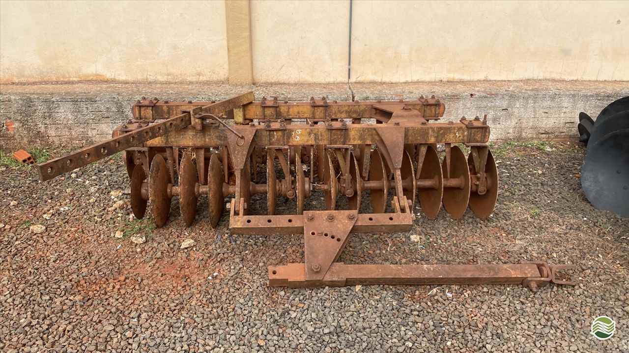 NIVELADORA 28 DISCOS de Camtrac Máquinas Agrícolas